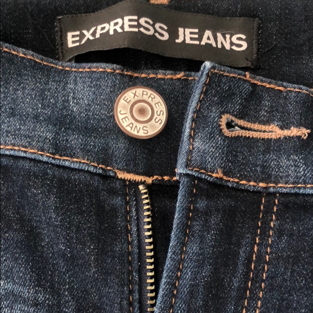 Express Zelda High Rise Distressed Legging Jean - Picture 5 of 5